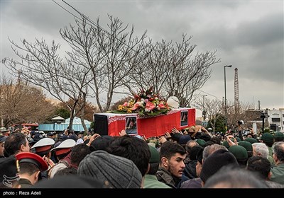 این مراسم که از ساعت 10.45 از میدان شهدای تبریز به‌سمت میدان ساعت برگزار شد، جمع کثیری از مردم شهید پرور و همرزمان شهید در این مراسم باشکوه حضور داشتند