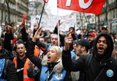 &apos;Yellow Vests&apos; Join Rally against Planned Pension Reforms in France (+Video)