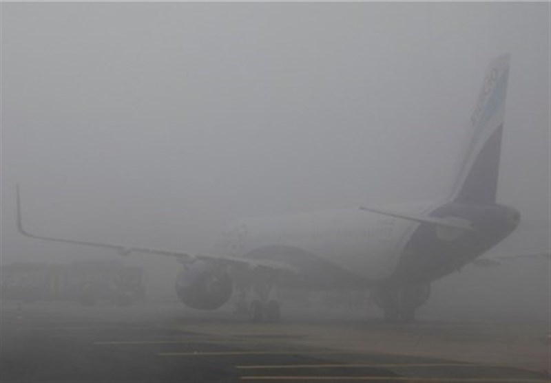 Flights Diverted, Trains Delayed As New Delhi Sinks in Dense Fog