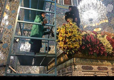 گل آرایی حرم مطهر حضرت زینب (س) و حضرت رقیه (س)