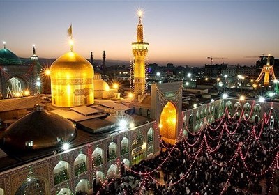 ضدعفونی مستمر بخشهای مختلف حرم مطهر رضوی+فیلم