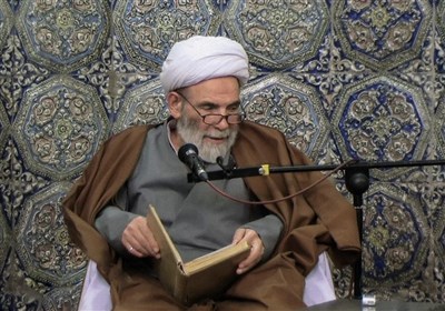  توصیۀ آقا مجتبی تهرانی به قرائت دعای شب نیمه‌ شعبان برای دفع بلا 
