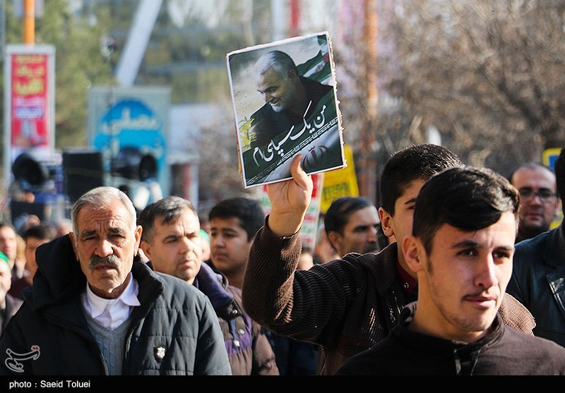 خروش انقلابی مردم مشهدمقدس در پی شهادت سپهبد سلیمانی+ تصاویر
