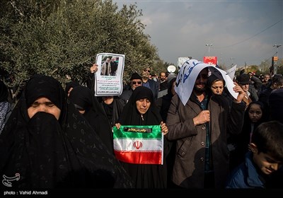 راهپیمایی نمازگزاران تهران در پی شهادت سپهبد شهید حاج قاسم سلیمانی