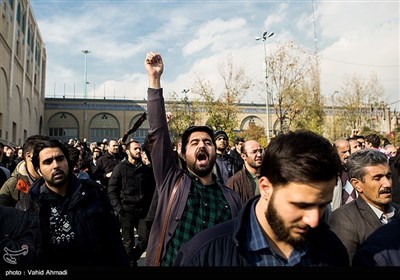 راهپیمایی نمازگزاران تهران در پی شهادت سپهبد شهید حاج قاسم سلیمانی