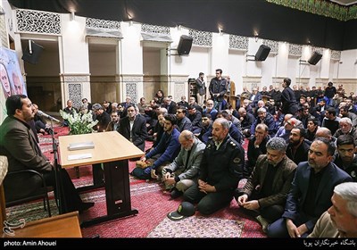  عزاداری و یادبود شهادت سپهبد قاسم سلیمانی در مسجد قلهک 