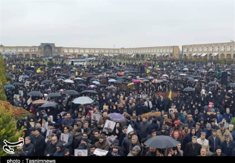 اصفهان| راهپیمایی نصف‌جهان در فراق فرمانده دل‌ها + تصویر