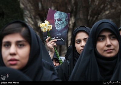 راهپیمایی دانشجویان تهران در پی شهادت سردار سلیمانی-دانشگاه تهران