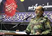 فرمانده قرارگاه جنوب شرق ارتش: ‌تا انتقام خون شهید سلیمانی را نگیریم لباس سربازی از تن بیرون نمی‌آوریم