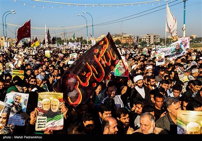 Mass Rally Held in Ahvaz in Commemoration of Gen. Soleimani