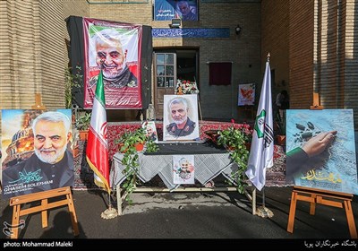 نامگذاری ساختمان مرکزی دبیرستان البرز بنام سپهبد شهید قاسم سلیمانی