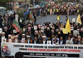 تجمع مردم پاکستان مقابل کنسولگری آمریکا در کراچی + تصاویر