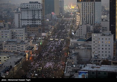 وداع با پیکر سپهبد شهید قاسم سلیمانی در حرم مطهر امام رضا (ع)