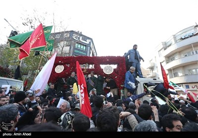 Millions Stage Anti-US Rally in Tehran, Calling for Revenge