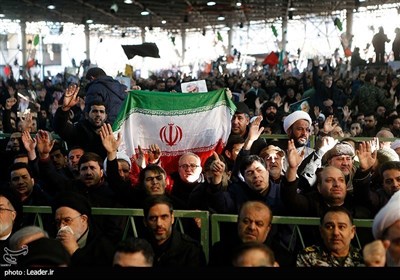 تہران میں شہید جنرل سلیمانی اور ان کے ساتھیوں کے نماز جنازہ، لاکھوں شریک