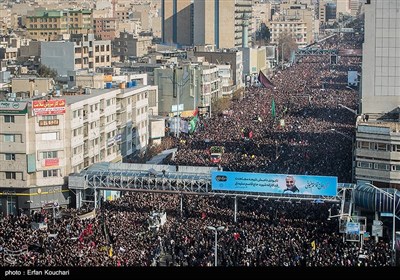 تشییع پیکر سپهبد قاسم سلیمانی و شهدای مقاومت در تهران - 5