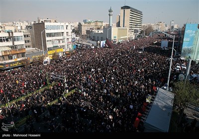 تشییع پیکر سپهبد قاسم سلیمانی و شهدای مقاومت در تهران - 8