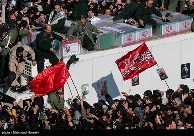 تشییع پیکر سپهبد قاسم سلیمانی و شهدای مقاومت در تهران - 1