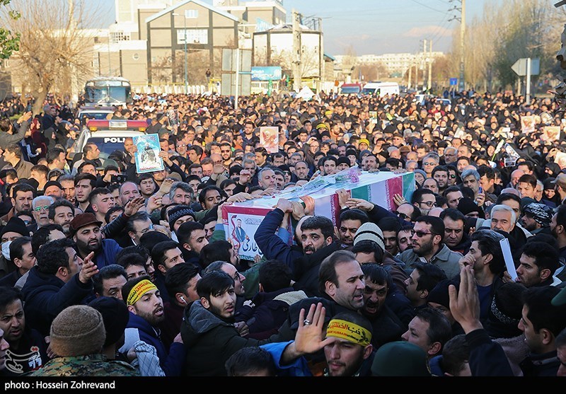 دانشگاه آزاد اسلامی 64 شهید مدافع حرم تقدیم انقلاب کرد