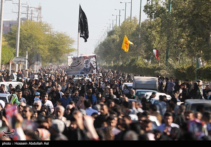 چشم انتظاری مردم خرمشهر پایان یافت / ورود پیکر پاک ابومهدی به پایتخت دفاع مقدس‌