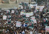 ادامه راهپیمایی یمنی‌ها در محکومیت ترور شهیدان سلیمانی و المهندس؛ درخواست برای انتقام از آمریکا