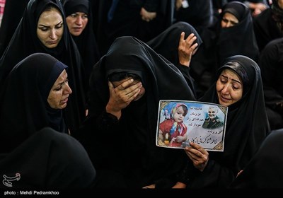 مراسم تشییع دختر یک و نیم ساله حادثه کرمان - اهواز