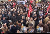 راهپیمایی بزرگ کویرنشینان سمنانی در رثای سردار دل‌ها + فیلم