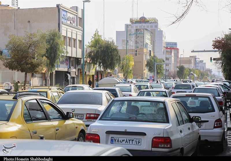 ترافیک آزاردهنده در خیابان حرم نمای قم به روایت تصویر