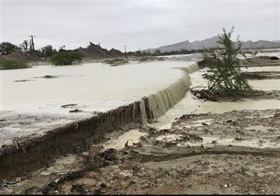 آخرین وضعیت محورهای مواصلاتی ‌استان کرمان / سیلاب ۲ جاده اصلی و یک محور فرعی ‌را مسدود کرد‌ 