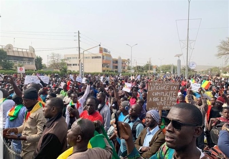 Protest Held against French Military Presence in Mali (+Video)