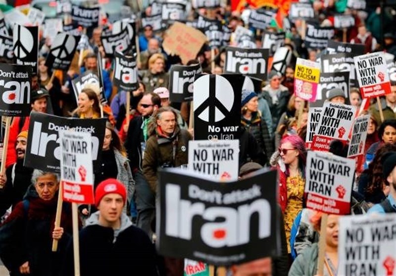 تظاهرات انگلیسی‌ها علیه سیاست‌های جنگ‌طلبانه ترامپ