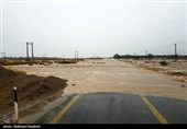 خسارت سیل به خطوط انتقال آب 3 استان کشور/ اعزام تانکرهای سیار آبرسانی