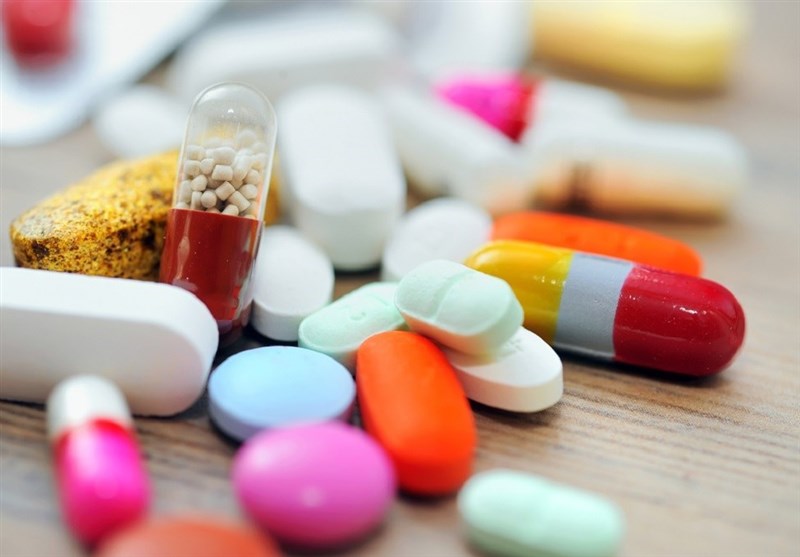 تولید 70 درصد ماده موثره داروها در داخل کشور/ عدم حمایت از داروسازان و واردات دارو با 15 برابر قیمت داروی مشابه داخلی