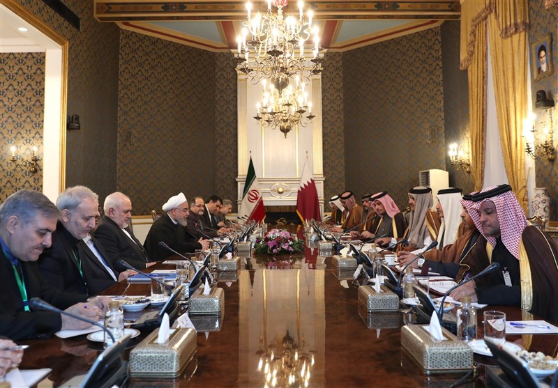 روحانی: در مسایل گوناگون منطقه‌ای و بین‌المللی با قطر رایزنی و تعامل داریم