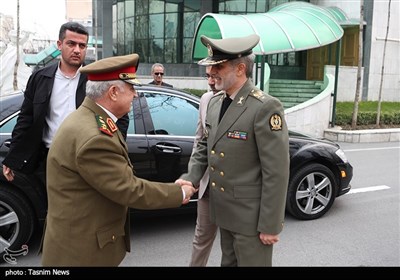 استقبال رسمی از وزیر دفاع سوریه توسط وزیر دفاع ایران