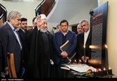 حضور حجت‌الاسلام حسن روحانی رئیس جمهور برای امضای دفتر یادبود جانباختگان حادثه سقوط هواپیمای اوکراینی