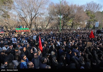 مراسم تشییع 11 شهید سانحه هوایی در اصفهان