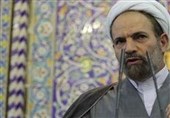 امام جمعه موقت ایلام: ویژگیهای انسان شایسته و تعالی یافته در وجود شهید سلیمانی متبلور بود