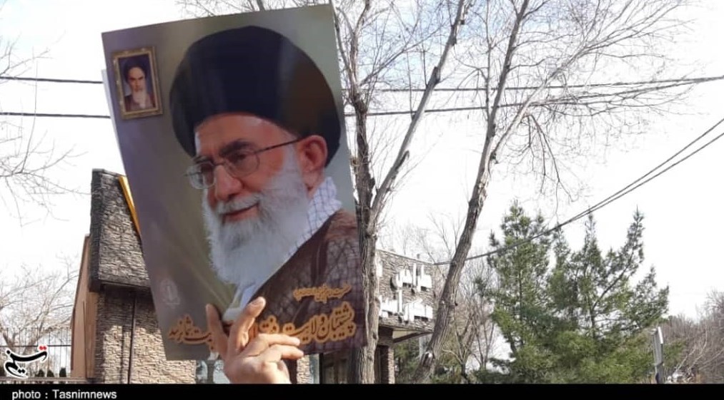 اصفهانی‌ها در حمایت از اقتدار و صلابت نظام جمهوری اسلامی راهپیمایی کردند+تصاویر