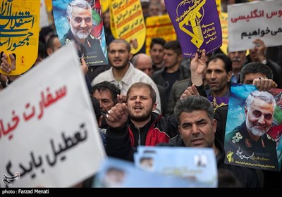 راهپیمایی حمایت از اقتدار نظام در کرمانشاه