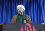 امام جمعه قشم: سیلی موشکی ایران شکست‌پذیری آمریکا به جهان ثابت کرد