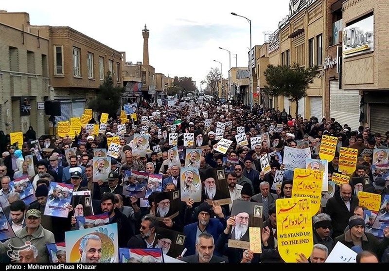 راهپیمایی بزرگ مردم سمنان در حمایت از اقتدار انقلاب به روایت تصاویر