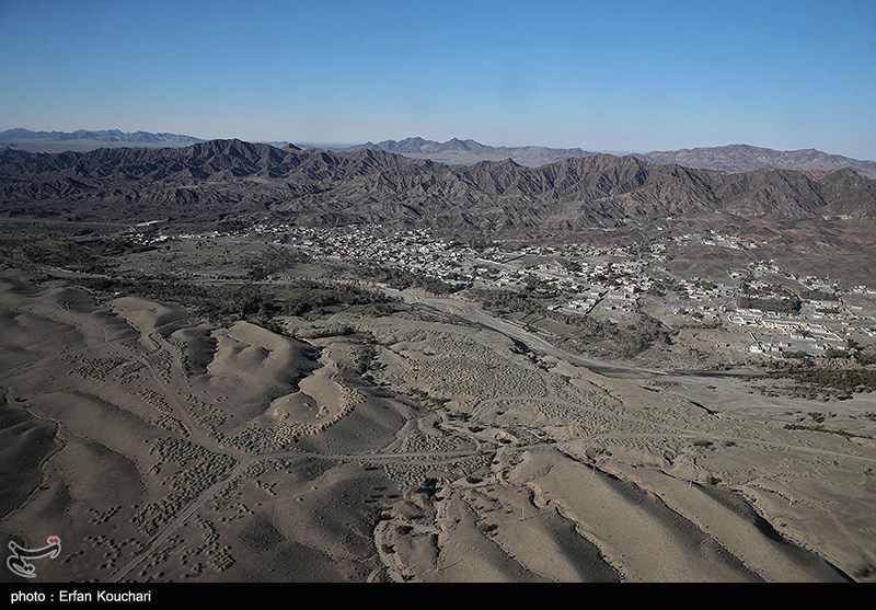 Aerial Relief Operation Underway in Iran's Flood-Hit Province