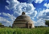 زخم تخریب بر تن تنها یخچال قدیمی همدان؛ یخچال تاریخی ملایر کی مرمت میشود؟