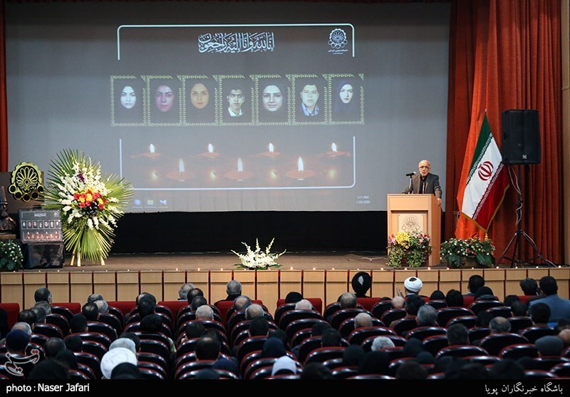 یادبود دانش‌آموختگان سانحه هواپیما در دانشگاه امیرکبیر برگزار شد
