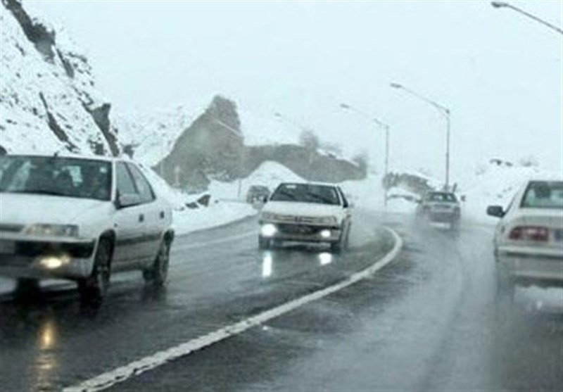 هشدار هواشناسی پیرامون لغزندگی جاده‌ها؛ بارش برف از امشب در ارتفاعات غرب و شمال اصفهان