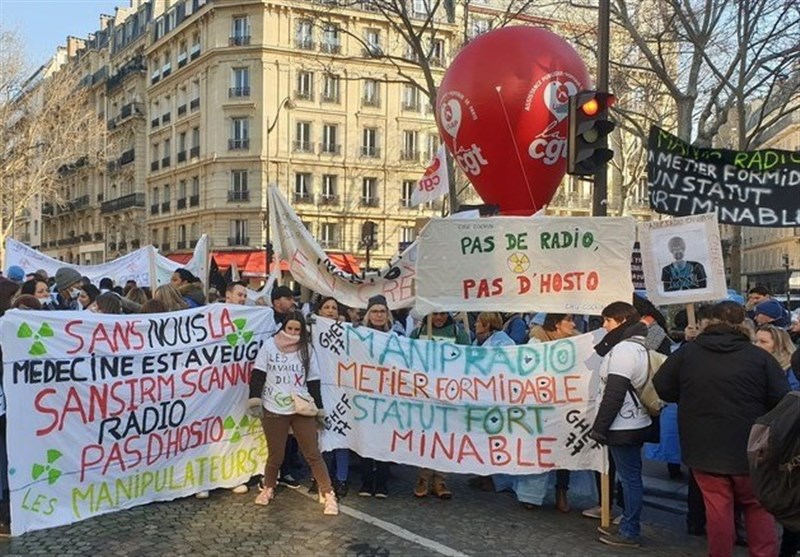 French Hospital Workers Hold Protest in Front of Health Ministry (+Video)