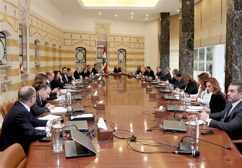 الحکومة اللبنانیة الجدیدة تعقد اولى جلساتها برئاسة میشال عون