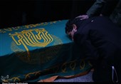 پیکر 12 شهید مدافع حرم در قم به خاک سپرده شد