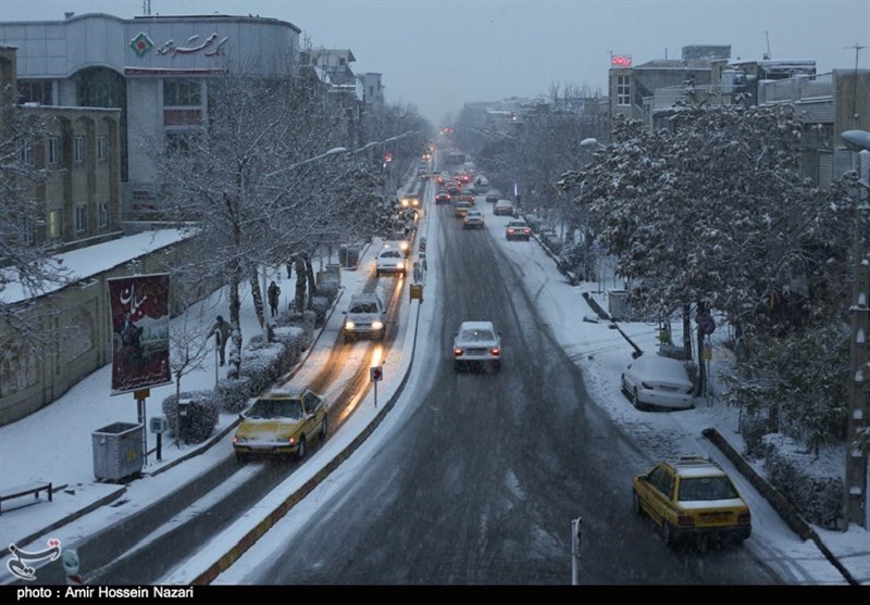 بارش برف و باران در جاده‌های 8 استان